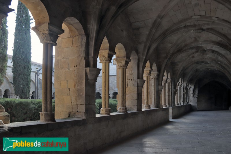 Vallbona de les Monges - Claustre del monestir. Galeria oest