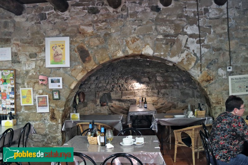 Vallbona de les Monges - Antic forn, ara cafè-restaurant