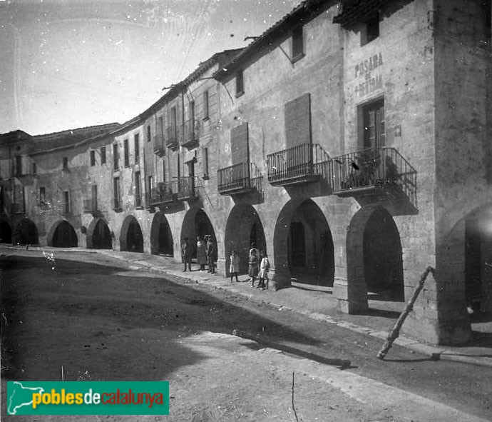 Bellpuig - Porxos de la plaça Sant Roc