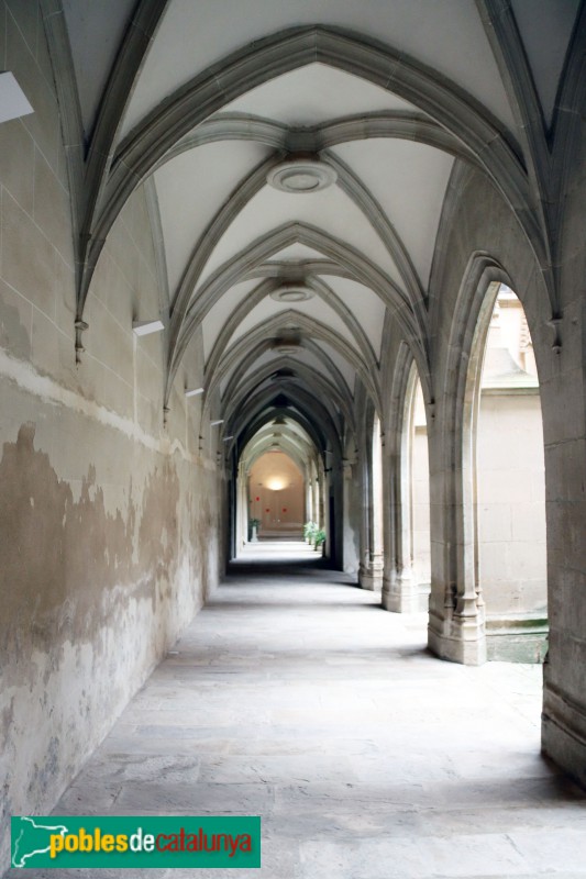 Bellpuig - Convent de Sant Bartomeu, claustre