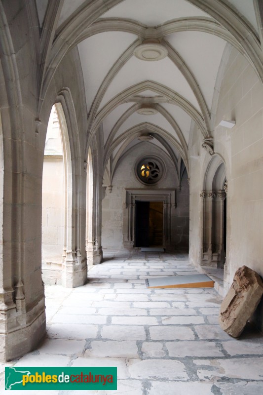 Bellpuig - Convent de Sant Bartomeu, claustre