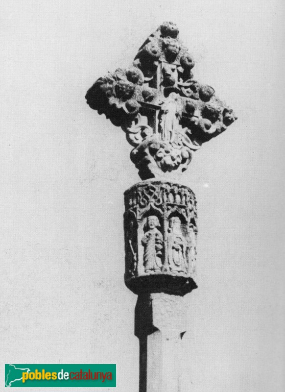Castellserà - Creu de terme (Foto: Albert Bastardes -del llibre Les Creus al Vent-, c1913) Castellserà - Creu de terme
