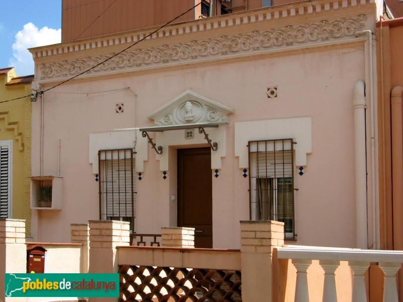 Cornellà de Llobregat - Carrer Teodor Llorente, 22