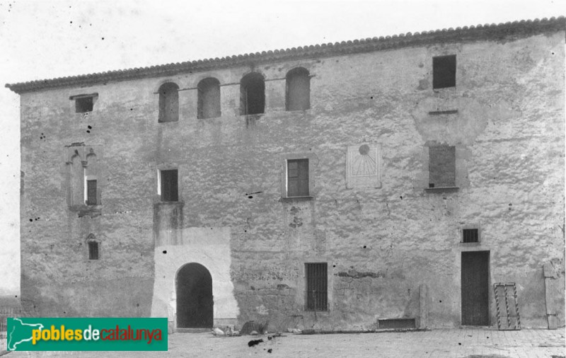 Montcada i Reixac - Can Moià (Foto: Anònim -Arxiu fotogràfic C.E.C.-, c1918) Montcada i Reixac - Can Moià