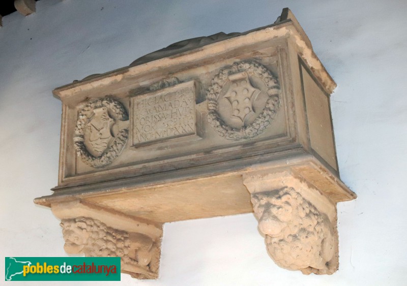 Esplugues de Llobregat - Claustre de Santa Maria de Montsió; sepulcre de Caterina Amat