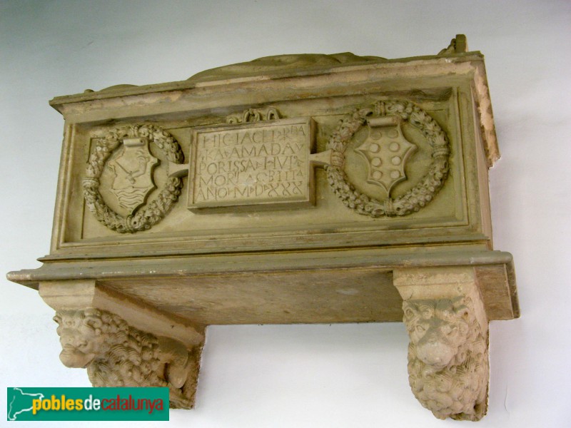 Esplugues de Llobregat - Claustre de Santa Maria de Montsió; sepulcre de Caterina Amat