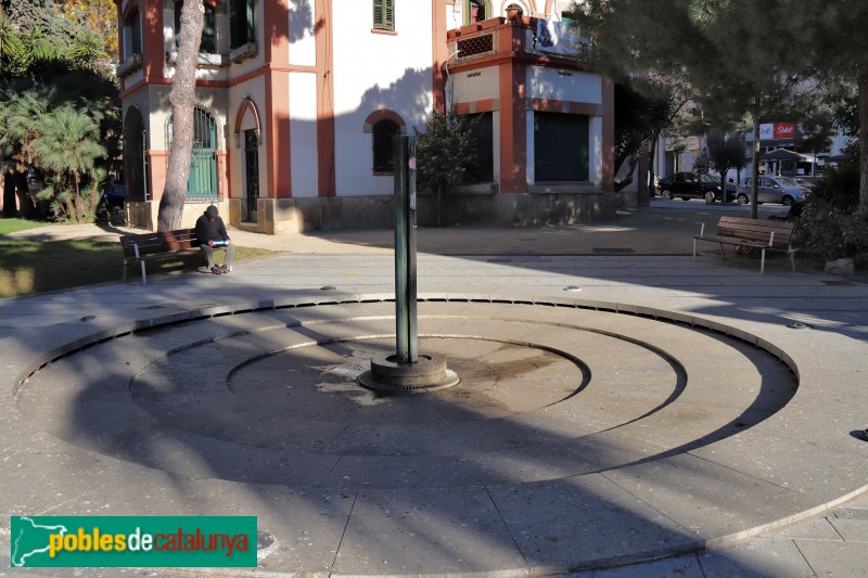 Esplugues de Llobregat - Mansana Pons, font del parc (Xavier Corberó)