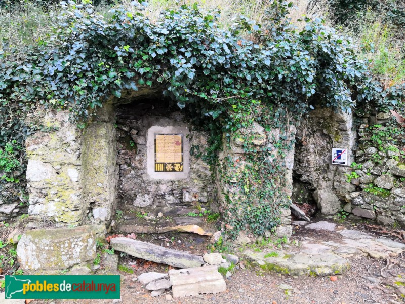 Port de la Selva - Sant Pere de Rodes - Hospital pelegrins (Foto: <i>Humberto Vila</i>, 2018) Port de la Selva - Sant Pere de Rodes - Hospital pelegrins