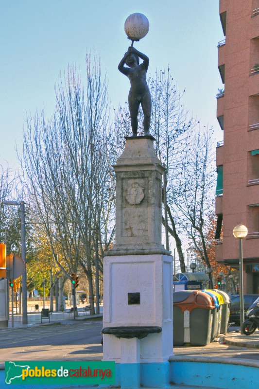 Sant Adrià de Besòs - Font de la placeta Macià