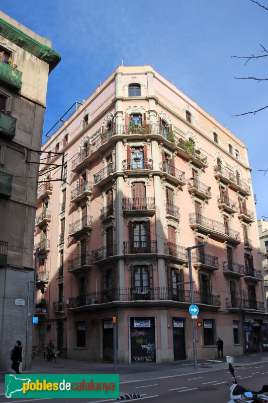 Barcelona - Edifici el Gurugú