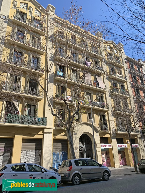 Barcelona - Viladomat, 158-160 (Foto: Albert Esteves, 2019) Barcelona - Viladomat, 158-160