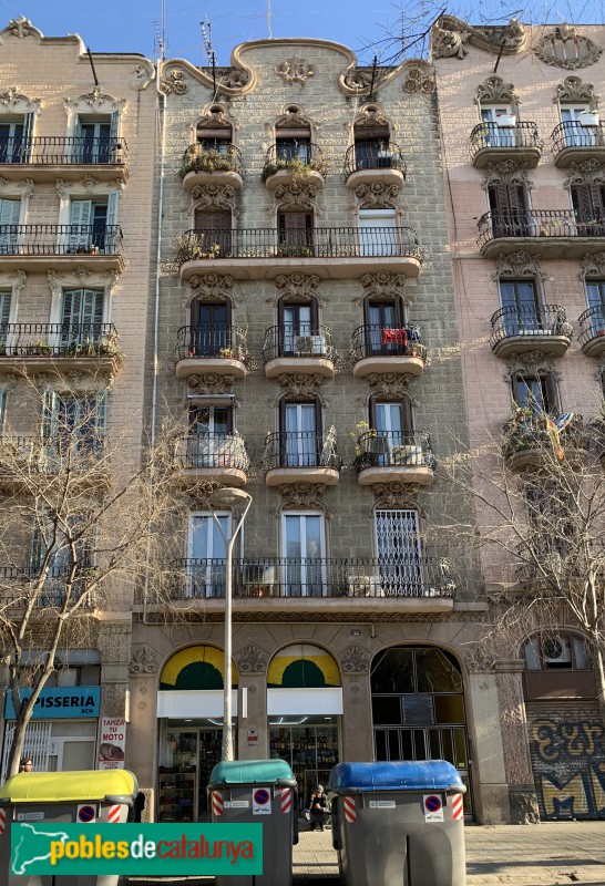 Barcelona - Casa Emili Batlle (Diputació, 32) (Foto: Albert Esteves, 2019) Barcelona - Casa Emili Batlle (Diputació, 32)