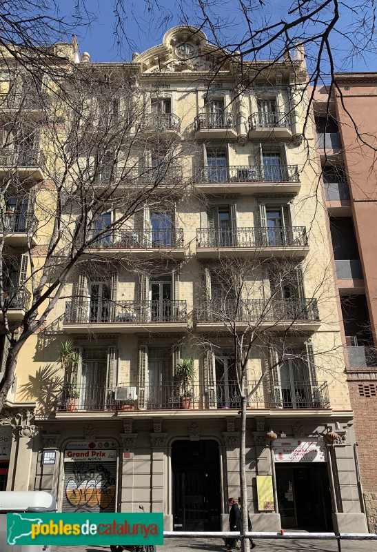 Barcelona - Casa Josep Soler (Viladomat, 122)