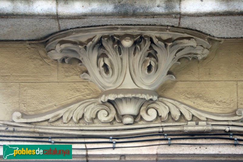 Barcelona - Casa Josep Lledó (Clot, 36-38) (Foto: Albert Esteves, 2019) Barcelona - Casa Josep Lledó (Clot, 36-38)