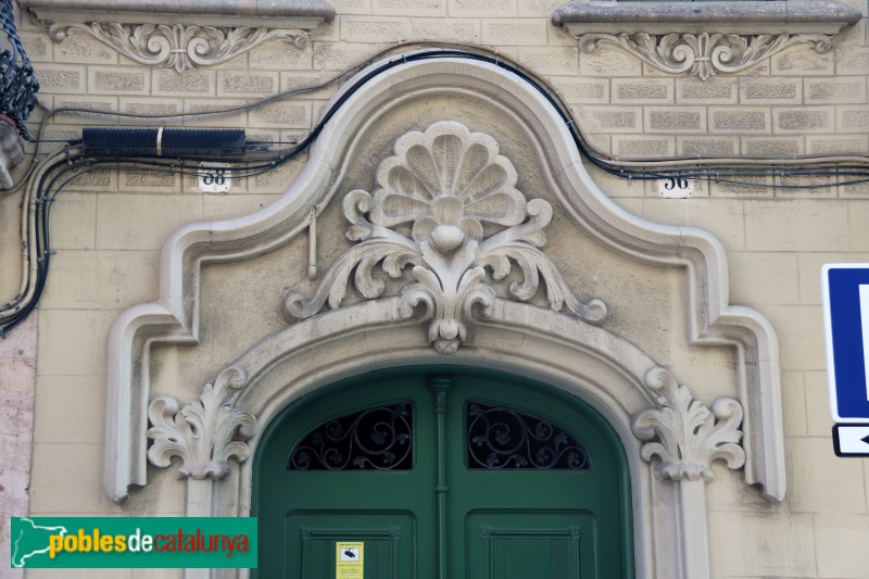 Barcelona - Casa Josep Lledó (Clot, 36-38) (Foto: Albert Esteves, 2019) Barcelona - Casa Josep Lledó (Clot, 36-38)