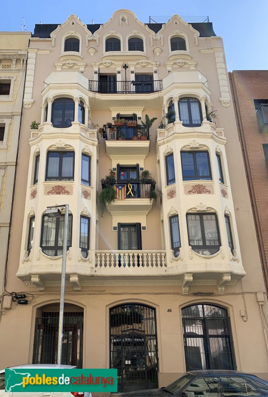 Barcelona - Casa Ramon Aguyé (Clot, 46)