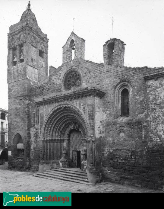 Agramunt - Església de Santa Maria (Foto: Joan Comabella -Arxiu Centre Excursionista de Catalunya-, c1911) Agramunt - Església de Santa Maria