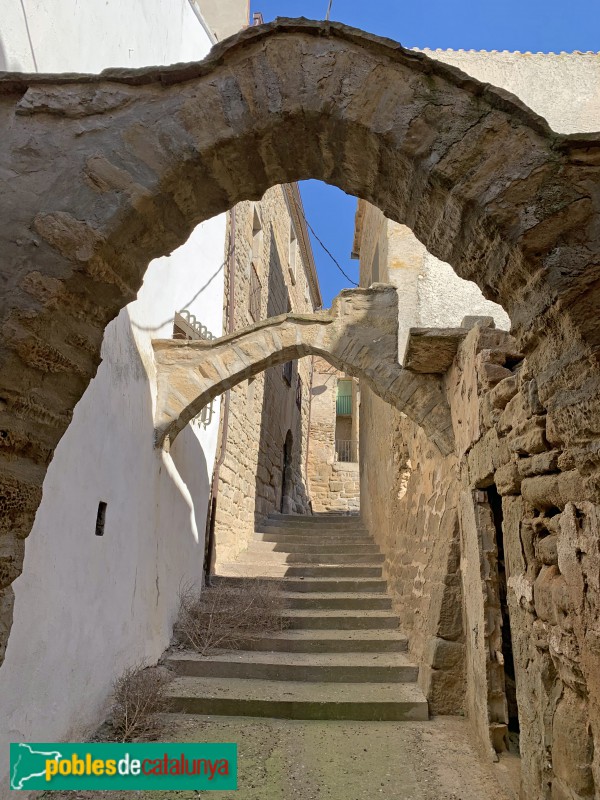 Ossó de Sió - Arcs de Bellver d'Ossó (Foto: Albert Esteves, 2019) Ossó de Sió - Arcs de Bellver d'Ossó