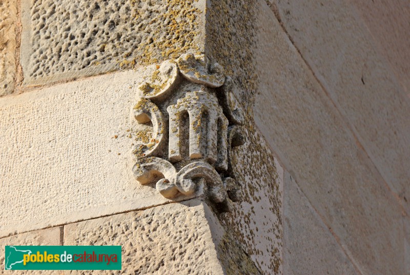 Agramunt - Castell de Montclar, escuts dels Ponts a una cantonera (Foto: Albert Esteves, 2019) Agramunt - Castell de Montclar, escuts dels Ponts a una cantonera