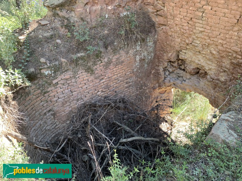 Corbera de Llobregat - Forn de guix (Foto: Albert Esteves, 2019) Corbera de Llobregat - Forn de guix