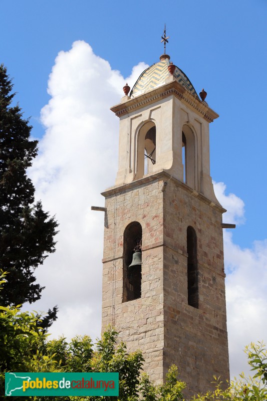 Barcelona - Església de Sant Martí de Provençals, campanar (Foto: Albert Esteves, 2019) Barcelona - Església de Sant Martí de Provençals, campanar
