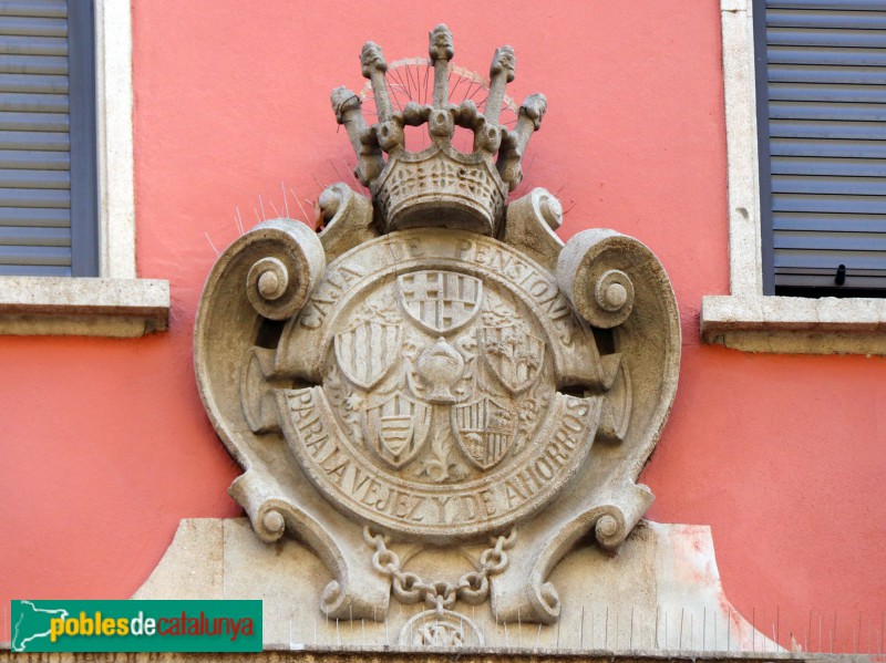 Barcelona - Edifici Agricultura. escut de la Caixa