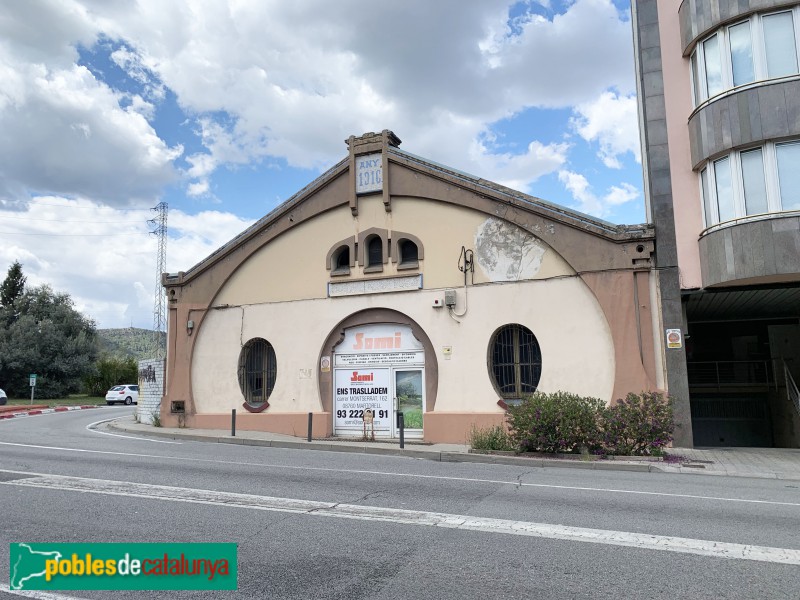 Molins de Rei - Magatzem Figueras, Creus i Solà