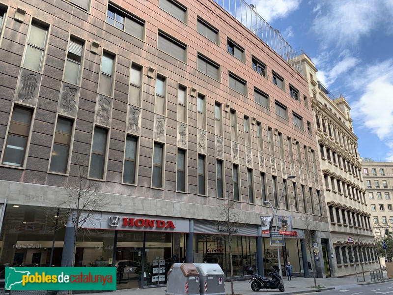 Barcelona - Balmes, 210 (Foto: Albert Esteves, 2019) Barcelona - Balmes, 210