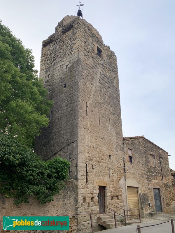 Peratallada - Torre de les Hores (Foto: Albert Esteves, 2019) Peratallada - Torre de les Hores