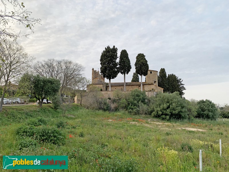 Peratallada - Església de Sant Esteve (Foto: Albert Esteves, 2019) Peratallada - Església de Sant Esteve