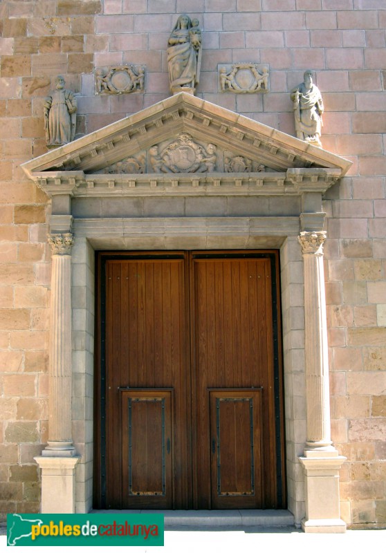Martorell - Porta de l'església de Santa Maria