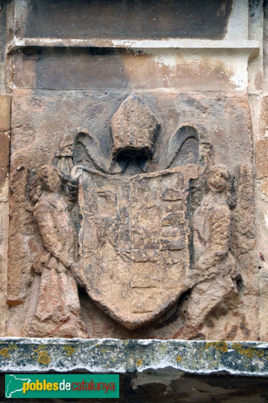 La Bisbal d'Empordà - Castell, escut del bisbe Arévalo de Zuazo (Foto: Albert Esteves, 2019) La Bisbal d'Empordà - Castell, escut del bisbe Arévalo de Zuazo