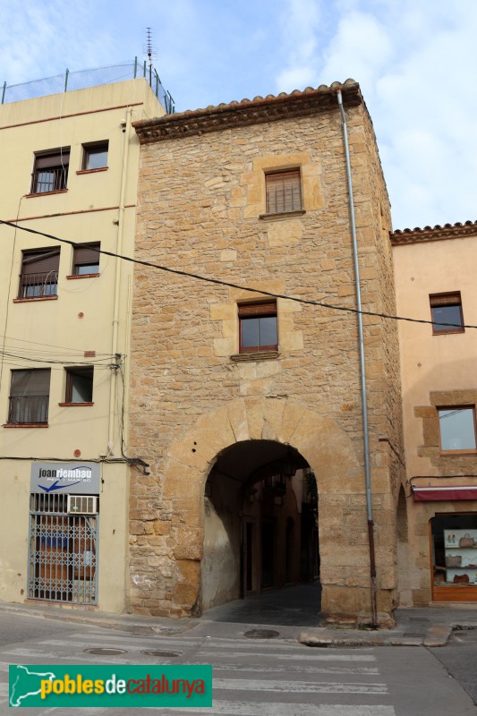 La Bisbal d'Empordà - Portal de la Riera