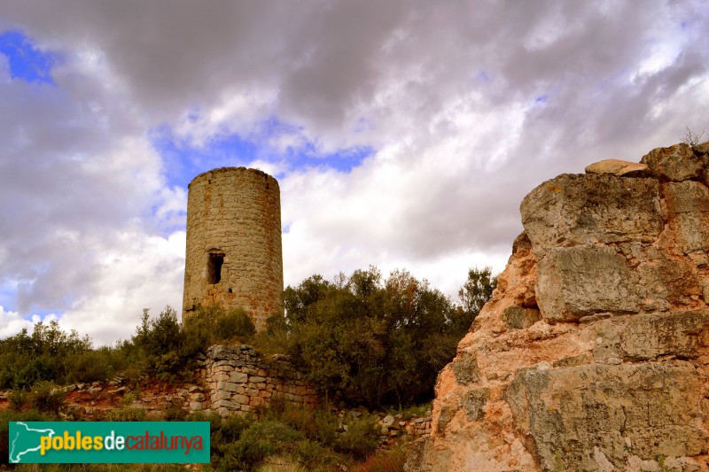 Querol - Castell de Saburella (Foto: Àngela Llop, 2012) Querol - Castell de Saburella