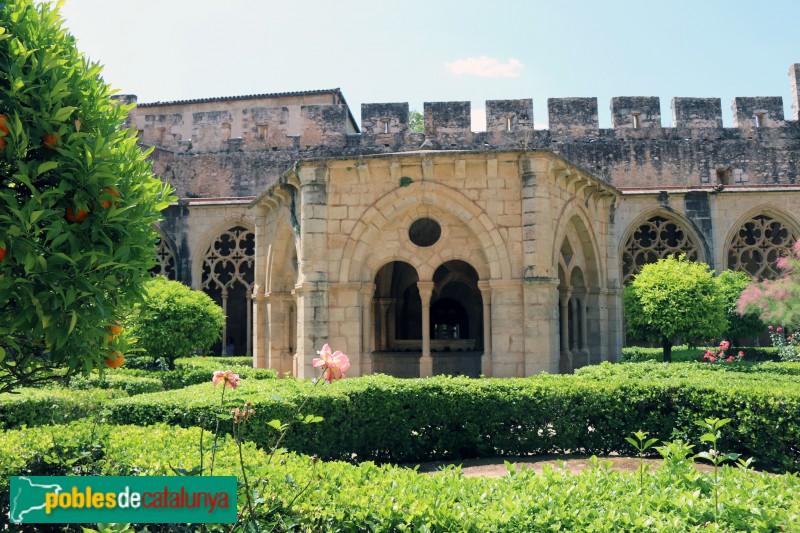 Monestir de Santes Creus - Claustre major, galeria sud amb el lavabo