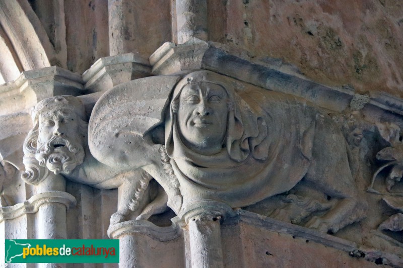 Monestir de Santes Creus - Capitell del claustre (Foto: Albert Esteves, 2019) Monestir de Santes Creus - Capitell del claustre