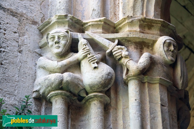Monestir de Santes Creus - Capitell del claustre (Foto: Albert Esteves, 2019) Monestir de Santes Creus - Capitell del claustre