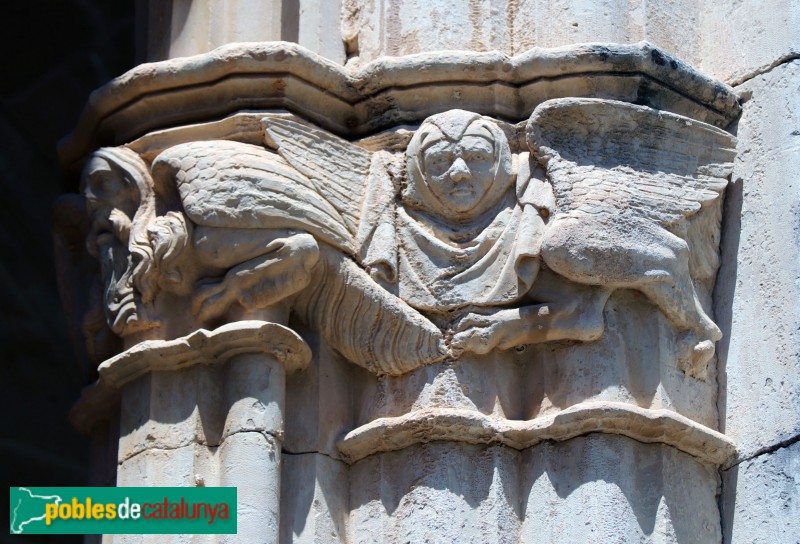 Monestir de Santes Creus - Capitell del claustre (Foto: Albert Esteves, 2019) Monestir de Santes Creus - Capitell del claustre