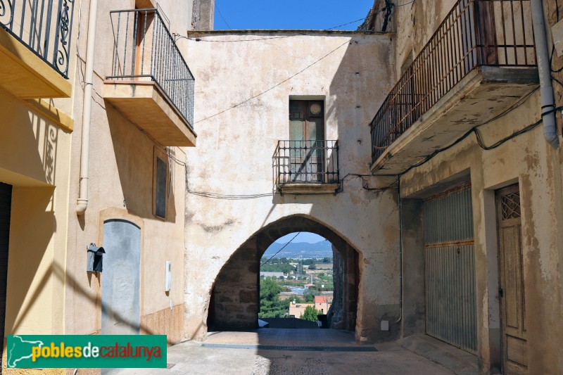 Puigpelat - Portal de la Vila, des de l'interior
