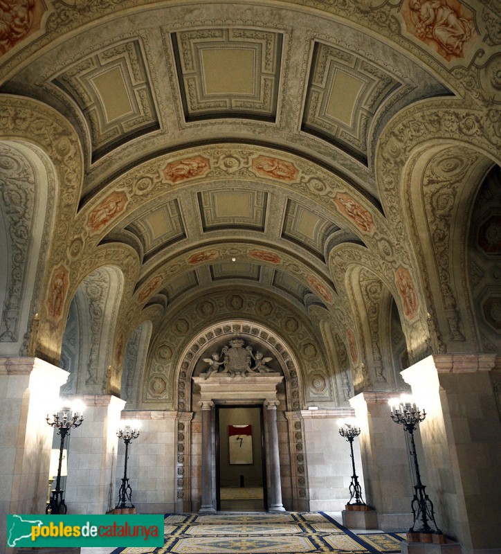 Barcelona - Parlament de Catalunya. Saló dels Canelobres