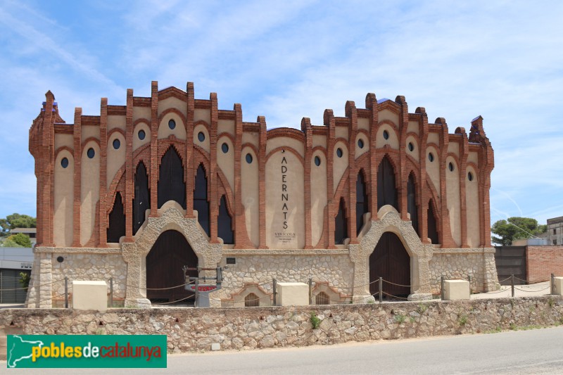 Nulles - Celler Cooperatiu (Vinícola Adernats) (Foto: Albert Esteves, 2019) Nulles - Celler Cooperatiu (Vinícola Adernats)