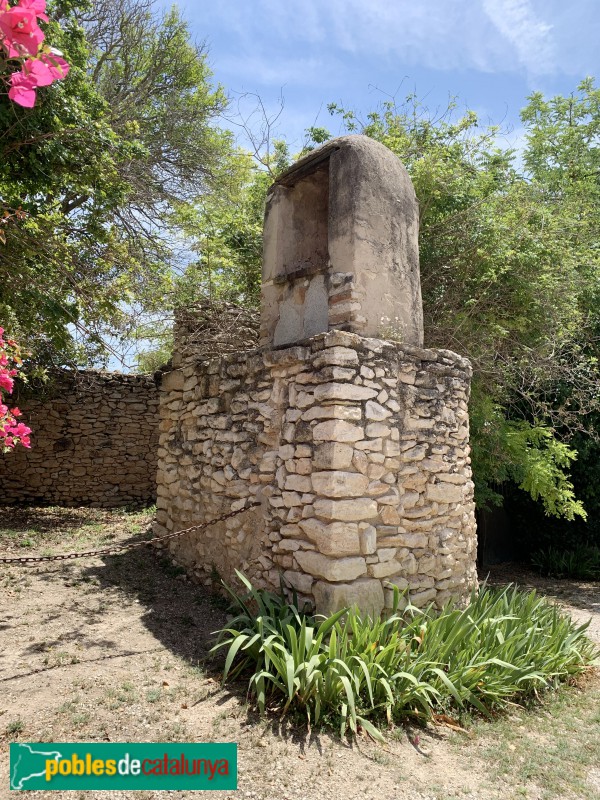 Nulles - Casafort (Foto: Albert Esteves, 2019) Nulles - Casafort