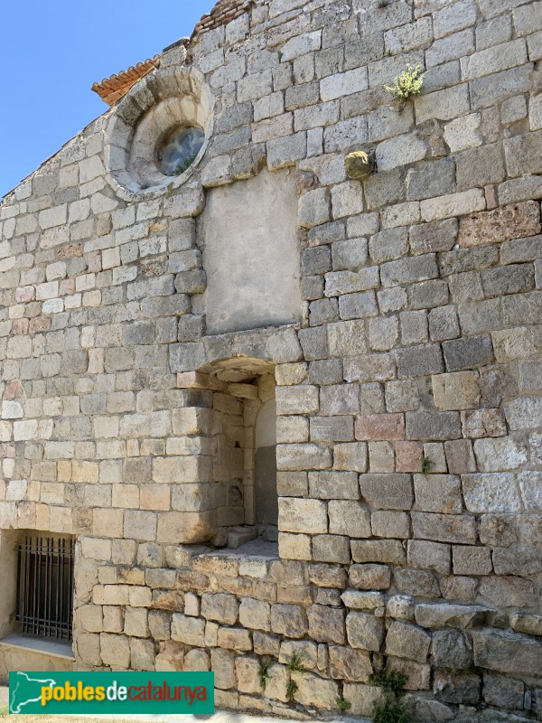 Figuerola del Camp - Església de Sant Jaume, restes romàniques