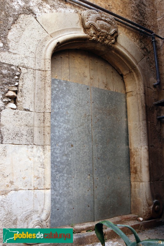 El Pla de Santa Maria - Església de l'Assumpció, porta lateral