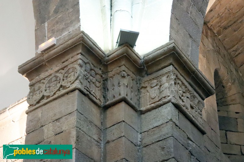 El Pla de Santa Maria - Església de Sant Ramon, frisos interiors (Foto: Albert Esteves, 2019) El Pla de Santa Maria - Església de Sant Ramon, frisos interiors