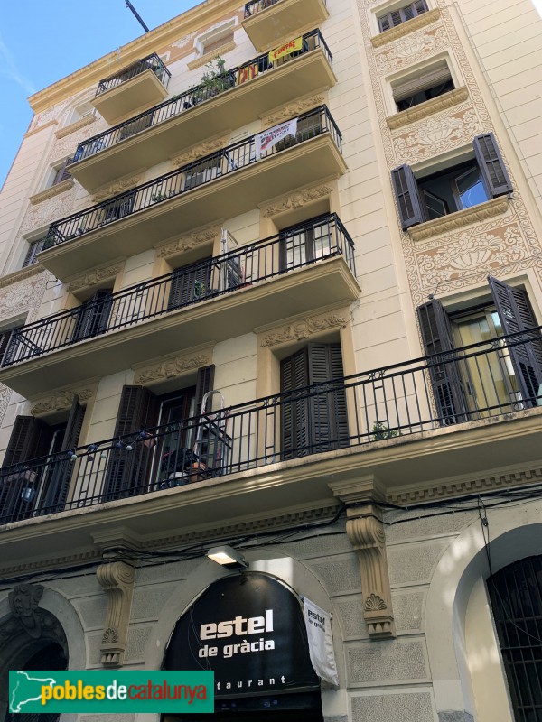 Barcelona - Francisco Giner, 23 (Foto: Albert Esteves, 2019) Barcelona - Francisco Giner, 23