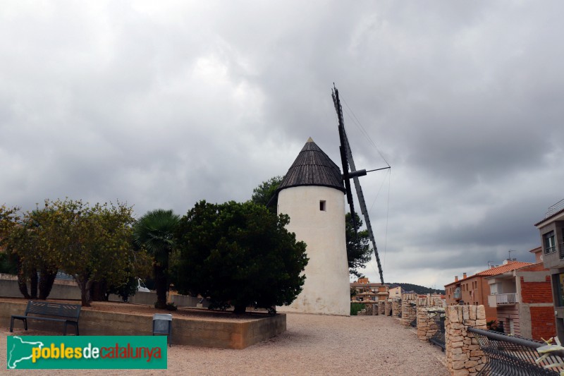 El Perelló - Molí de Vent (Foto: Albert Esteves, 2019) El Perelló - Molí de Vent