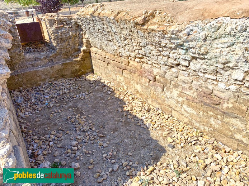 L'Aldea - Cisterna medieval de la Candela (Foto: Albert Esteves, 2019) L'Aldea - Cisterna medieval de la Candela
