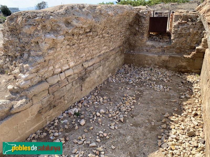 L'Aldea - Cisterna medieval de la Candela (Foto: Albert Esteves, 2019) L'Aldea - Cisterna medieval de la Candela