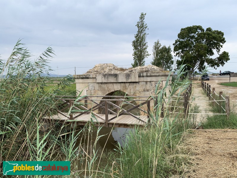 Deltebre - Pont del Rei o dels Moros (Foto: Albert Esteves, 2019) Deltebre - Pont del Rei o dels Moros